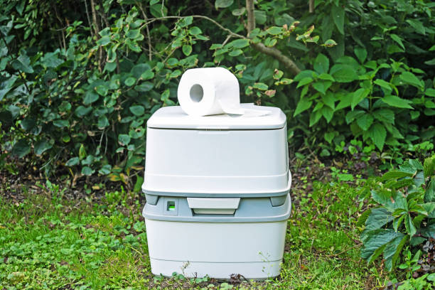 Portable Toilet Options We Offer in Desert Aire, WA